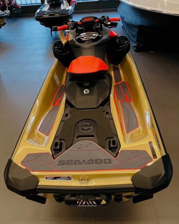 2025-sea-doo-rxp-x-325-tech-package-jetski-big-3