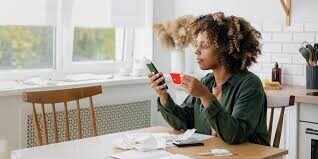 same-day-payday-loans-help-you-get-through-financial-challenges-big-0